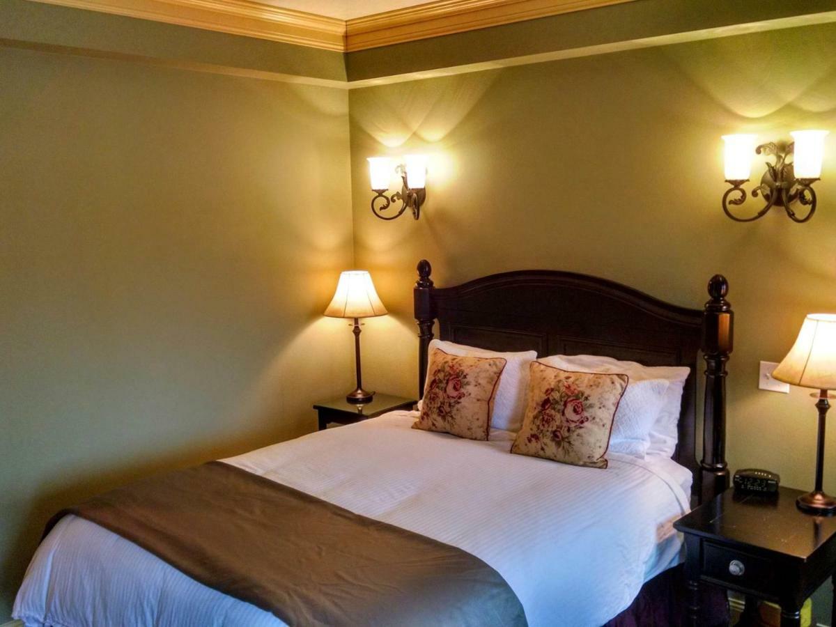 The Vintage Inn Bed And Breakfast Redwood Falls Exterior photo
